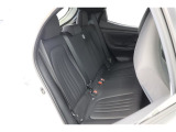■車内クリーニング■専門スタッフが見えないところまで徹底洗浄!車内のニオイもリフレッシュ!目に見えないところまで美しくがモットーです。だから、当店の中古車は内装にも自信があります!