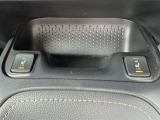 運転席・助手席あたたかシートヒーター付です☆冬場はヒーターの為のエンジン始動を抑えられるので低燃費につながります☆