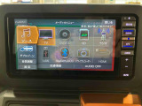 【ナビ】 遠出も安心♪音楽やテレビなどの機能も充実しています。