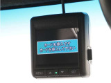 ◆ドライブレコーダー◆映像・音声などを記録する自動車用の装置です。 もしもの事故の際の記録はもちろん、旅行の際の思い出としてドライブの映像を楽しむことができます。