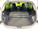 普段のお買い物や通勤、送迎等に十分な荷室スペースを確保しております。セカンドシートを倒すと、大きな荷物の積載も可能です♪