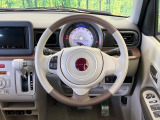 【純正革巻きステアリング】上質な革を使用することで、手にしっかり馴染みとても運転しやすいハンドルです♪