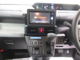 中古車は一物一価、同じようなお車でも、整備状況、外内装の状態など様々です。