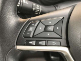 【ステアリングスイッチ】ステアリングを握ったままオーディオ等がコントロール出来ますので、利便性だけでなく事故防止にも繋がります。