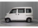 当店は全車『ロングラン保証』付!(1年間、距離無制限 HV車はHV保証付) 別途延長保証もご用意しております♪ ぜひ現車を確認にご来店ください