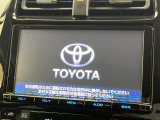 【メーカー純正ナビ】インテリアに溶け込むスタイリッシュな「専用設計」メーカーナビを装備♪視認性や操作性など基本性能にも優れ、より上質なカーライフをお楽しみいただけます。