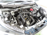 エンジンルームも含めキレイに仕上がっております