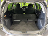 普段のお買い物や通勤、送迎等に十分な荷室スペースを確保しております。セカンドシートを倒すと、大きな荷物の積載も可能です♪