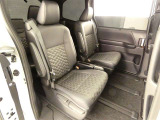 ゆとりある広々とした車内空間は、ドライブを始め買い物やレジャーなど、幅広く活躍します。一人でもみんなとでもお出かけを楽しみましょう!