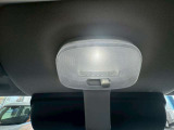 ルームランプは明るいLEDを採用しております。
