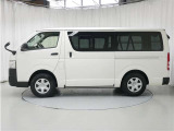 レジアスエース 2.8 DX ロング ディーゼル 4WD 