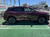バックモニターも装備しております。車庫入れの苦手なお客様、もうご心配いりません。バックモニターがあれば、ぶつける心配一切無し?!重宝してくれると思います。