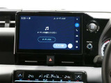 10.5型 ディスプレイオーディオを装備。スマホとクルマをつなぐことで、これまでのナビに加えて、いろんなサービスが楽しめます。