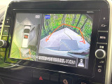 【アラウンドビューモニター】専用のカメラにより、上から見下ろしたような視点で360度クルマの周囲を確認することができます☆死角部分も確認しやすく、狭い場所での切り返しや駐車もスムーズに行えます。