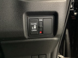 【助手席側パワースライドドア】です。リモコンや運転席のスイッチ操作で楽々自動開閉。