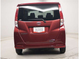 バックモニター付!車庫入れなど後方確認に便利です。