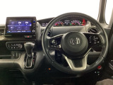 ドライブの必需品。見やすい・使いやすいHonda純正のメモリーナビを搭載しています。