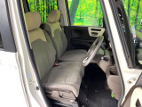 運転席シート廻りは使用感も少なく、良好な状態となっています。丁寧に使われていたことがよくわかりますね。