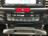 Wエアコン付きです!運転席・助手席それぞれ快適な車内でお過ごしいただけます。