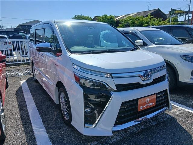 トヨタ ヴォクシー 