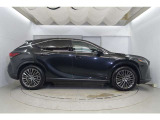 レクサスオーナーズデスク。2年間無料でお使いいただけます。ナビの目的地設定から駐車場案内など、専任コミュニケーターが24時間365日サポートいたします。