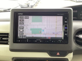 ナビゲーションはギャザズメモリーナビ(VXM-194VFi)が装着されております。AM、FM、CD、DVD再生、USB、フルセグTV、Bluetoothがご使用いただけます。