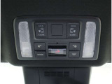電動のスライドドアで楽々スムース!運転席からも開閉の操作もできます♪キーのスイッチひとつで自動開閉できる便利な機能もついてます♪