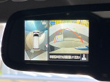 【アラウンドビューモニター】専用のカメラにより、上から見下ろしたような視点で360度クルマの周囲を確認することができます☆死角部分も確認しやすく、狭い場所での切り返しや駐車もスムーズに行えます。