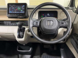 安全運転支援システム『HondaSENSING』搭載!!衝突軽減ブレーキや前走車との車間距離を保つACC(アダプティブクルーズコントロール)、ステアリング操作をアシストするLKAS機能など装備されています