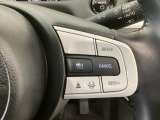 【アダプティブ・クルーズ・コントロール】予め設定した車速内でクルマが自動的に加減速。 前走車との適切な車間距離を維持しながら追従走行し、高速道路でのドライバーの疲労を軽減してくれる嬉しい機能付♪