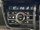 車内空調は&rdquo;AUTOエアコン&rdquo;にお任せ。運転に集中出来ますよ!