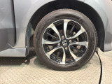 ご納車までの期間ですが、県内のお客様は1,2週間、県外のお客様は2,3週間ほどでご納車が可能となります。但し、お支払いや書類の状況によっては多少の前後もありますので、その際には何卒ご了承下さい。
