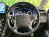 【純正革巻きステアリング】上質な革を使用することで、手にしっかり馴染みとても運転しやすいハンドルです♪