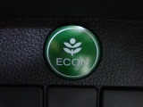 エンジン、エアコンなどを制御し低燃費な『ECONモード』に、また走りを楽しみたいとき、空調など快適性を重視したいときにはスイッチOFFで通常モードに切り替えができます!