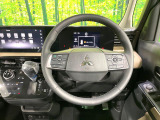 【純正革巻きステアリング】上質な革を使用することで、手にしっかり馴染みとても運転しやすいハンドルです♪