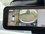 【アラウンドビューモニター】専用のカメラにより、上から見下ろしたような視点で360度クルマの周囲を確認することができます☆死角部分も確認しやすく、狭い場所での切り返しや駐車もスムーズに行えます。