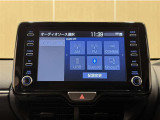 ディスプレイオーディオを装備。スマホと車をつなぐことで、これまでのナビに加えていろんなサービスが楽しめます。