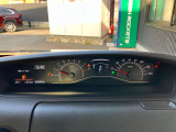 シンプルで見やすいメーターです