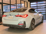 BMWのメカニックによる、100項目の納車前点検エンジン、ミッション、マフラー、電気系統やコンピュータなどを詳細に点検します。交換基準の部品があれば、純正部品を使用し整備した後にお客様にお渡しします。