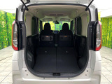 普段のお買い物や通勤、送迎等に十分な荷室スペースを確保しております。セカンドシートを倒すと、大きな荷物の積載も可能です♪