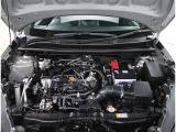 【エンジンルーム】エンジンルームもキレイに洗浄されています。ご納車前にしっかり整備させて頂きますので、ご安心ください。