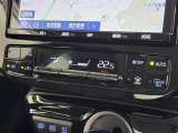 オートエアコンで快適な室内です。
