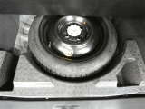 応急用のスペアタイヤが付属していますので万が一の時にも安心です