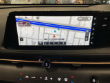 大型の12.3インチセンターディスプレイをドライバーから見やすい位置に搭載。地図画面でなく車両情報やオーディオ等画面分割により複数情報を同一画面に表示できます。