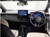 オシャレなインテリアで運転する気分も盛り上がりますよね^^