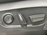 【パワーシート】スイッチ一つで簡単にシートの微調整が可能!電動だから力もいりません!快適なシートポジションにセットして、快適なドライブをお楽しみください。