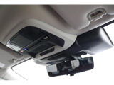 スマートリヤビューカメラで、後席乗車時や、荷物のフル積載時にも後方視界をしっかり確保してくれます。