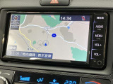 純正ナビを装備。タッチパネル式で使いやすく、お出かけもラクラクです。