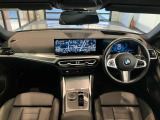BMWの操作パネルは使いやすさを追求し日常生活で必要なボタン&スイッチを使えるようにした構造となっております。購入時から沢山触って体感してください。