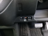 ビルトインタイプの【ETC】で見た目もスッキリ。高速道路の利用にとても便利です。